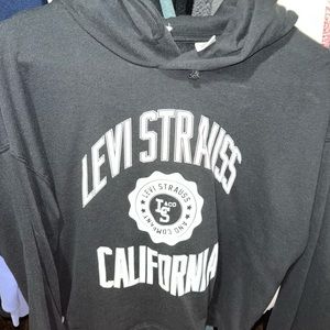 Cropped Levi hoodie